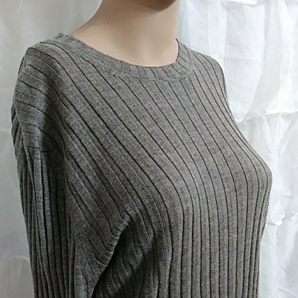 New BANANA REPUBLIC Italian Merino Sweater P49 - Picture 3 of 6